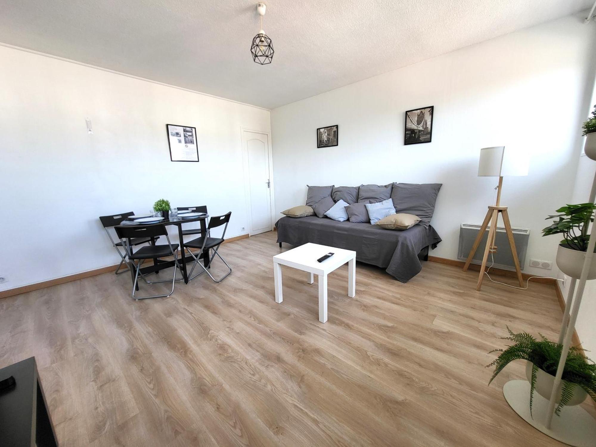 St-Quentin-En-Yvelines Plusieurs Appartements Avec Parking Trappes Extérieur photo