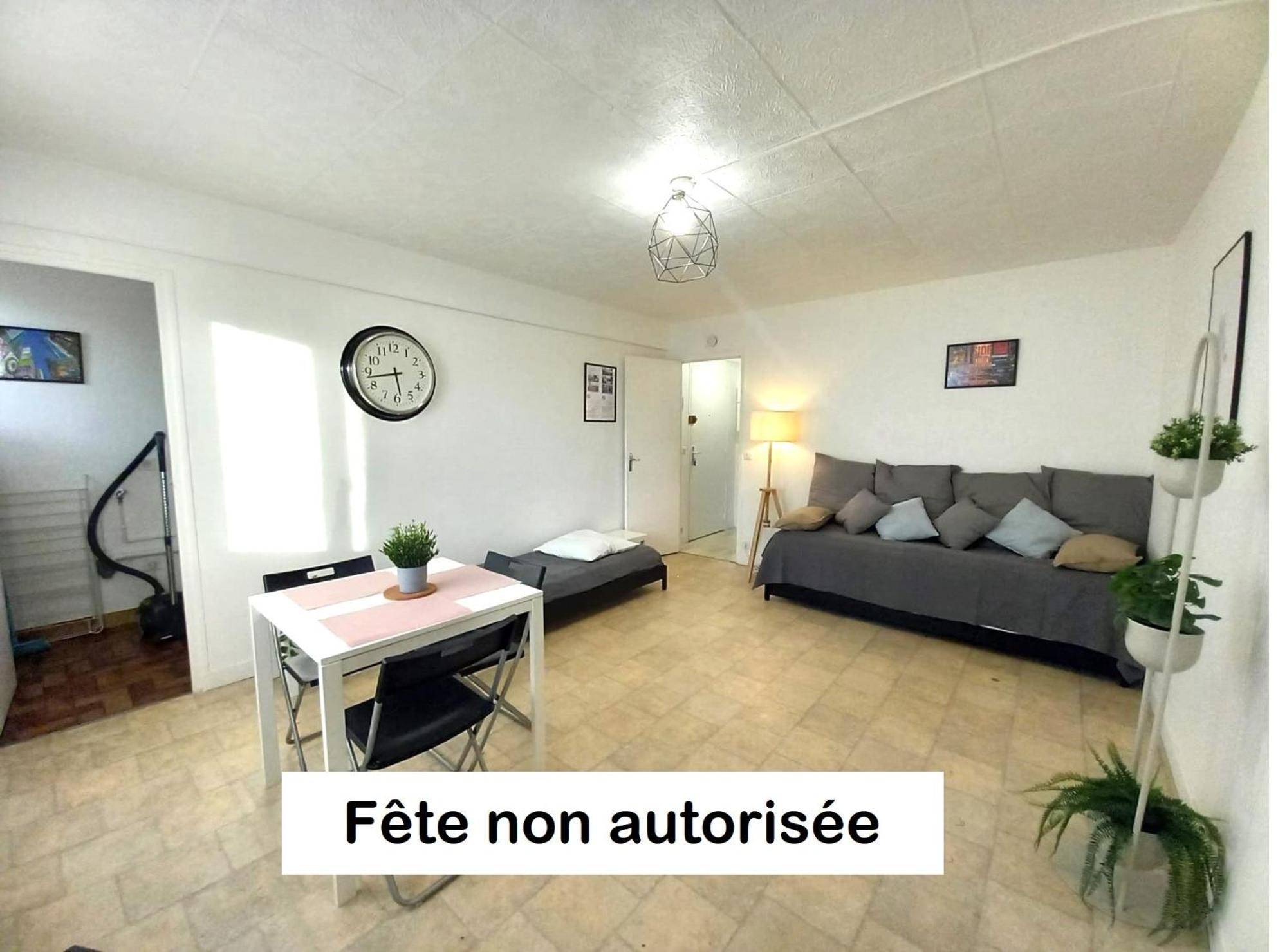 St-Quentin-En-Yvelines Plusieurs Appartements Avec Parking Trappes Chambre photo