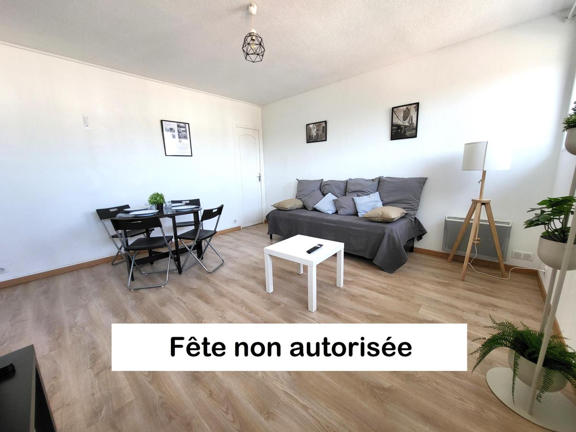 St-Quentin-En-Yvelines Plusieurs Appartements Avec Parking Trappes Chambre photo